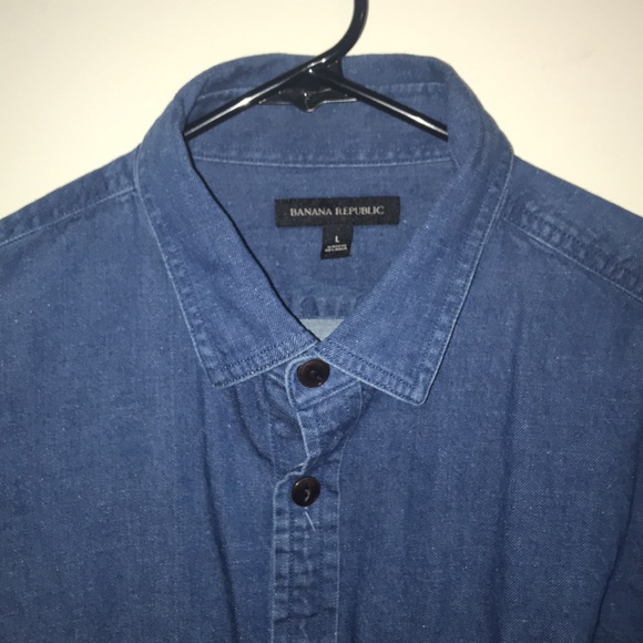 Banana Republic Blue Jean button down, Large - Picture 3 of 6